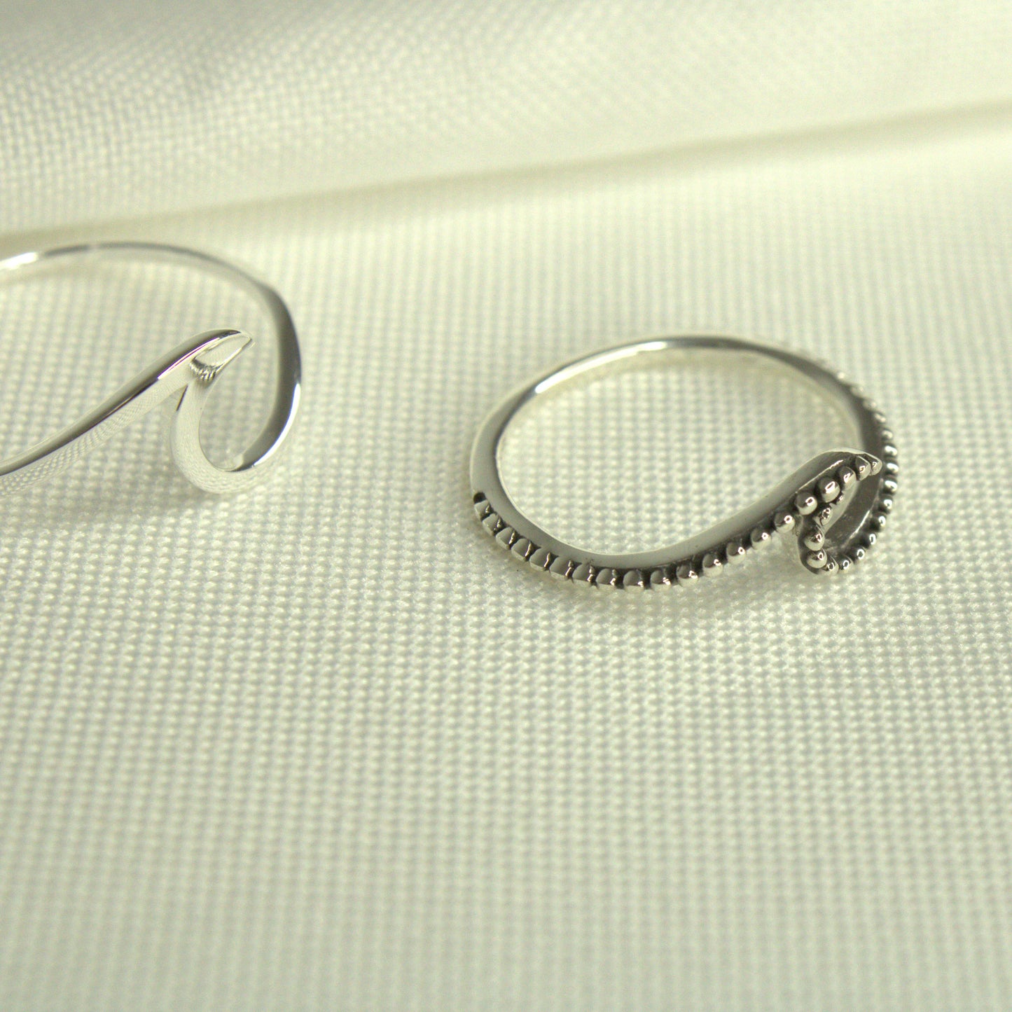 Silver Dot Wave Ring